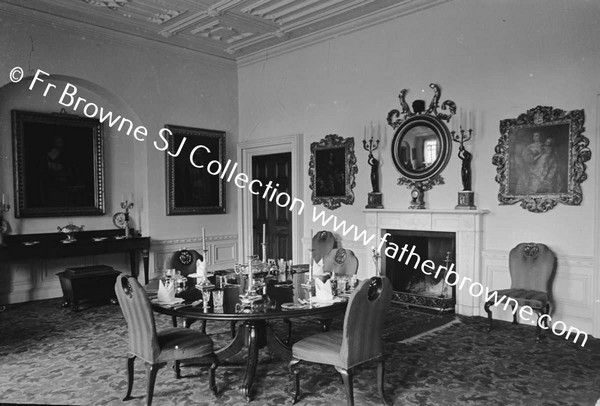 DUNSANY CASTLE DINING ROOM